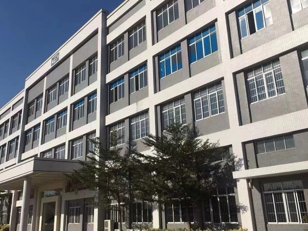 激动时刻：激光电视抗光屏自动化喷漆烘烤流水线上地方电视台啦！